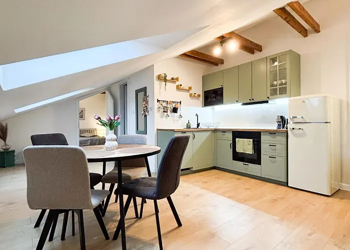 Attic Apartment, Center Of With Private Parking * 코시체